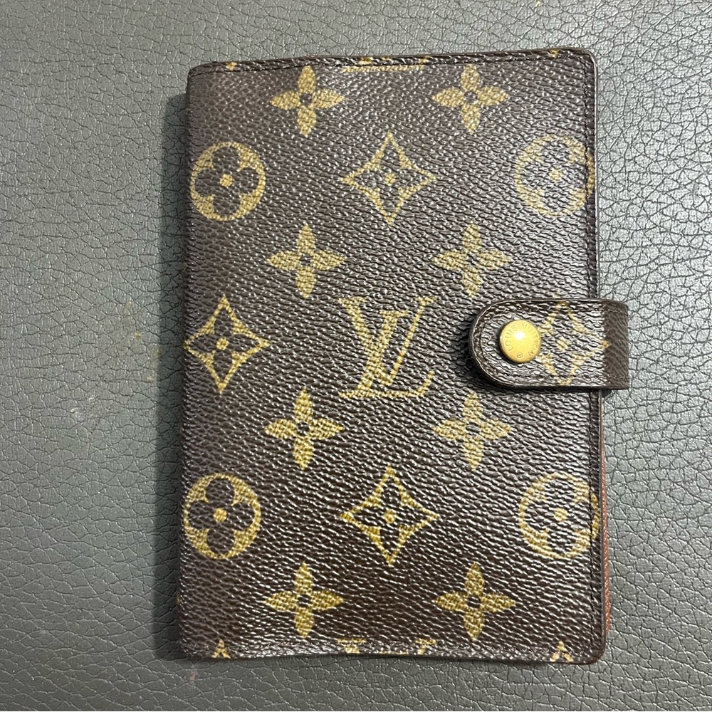 Louis Vuitton Agenda PM